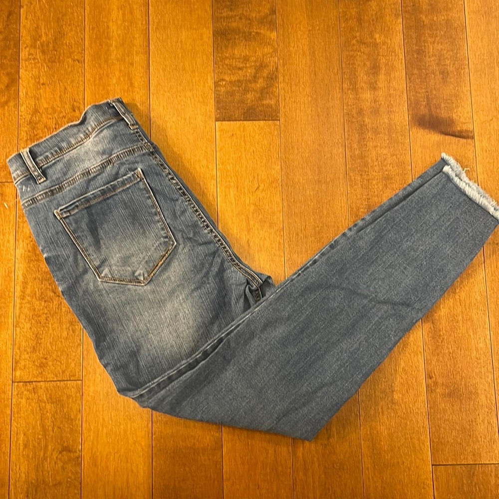 Light wash high waisted jeans